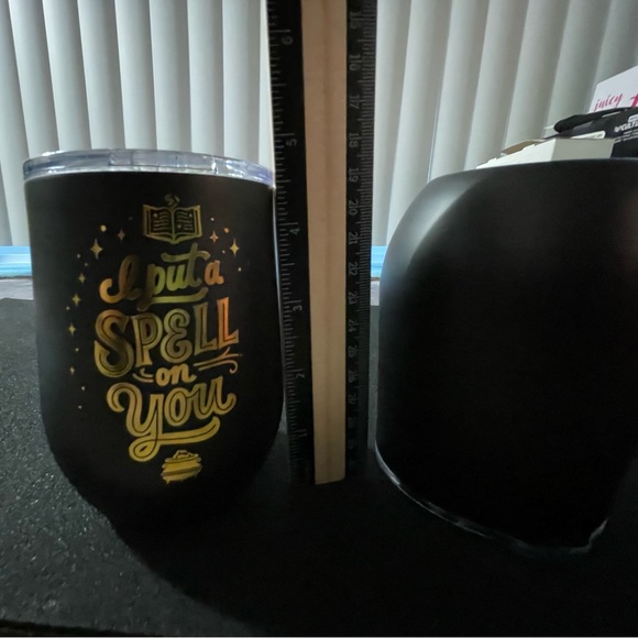 Two New wine tumblers for the Disney Hocus Pocus fan or wine fan! Set of 2. - Picture 6 of 7